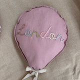 Hand embroiderd wall balloon - blush